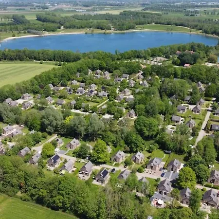 Just4you; Modern, 6p. Huis Genieten In De Natuur. Casa de Férias Ewijk